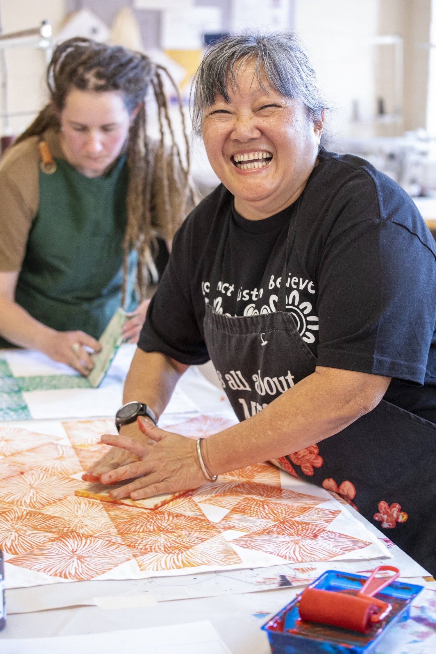 Nagula Jarndu Designs - Gaye gaye Lee workshio with participant