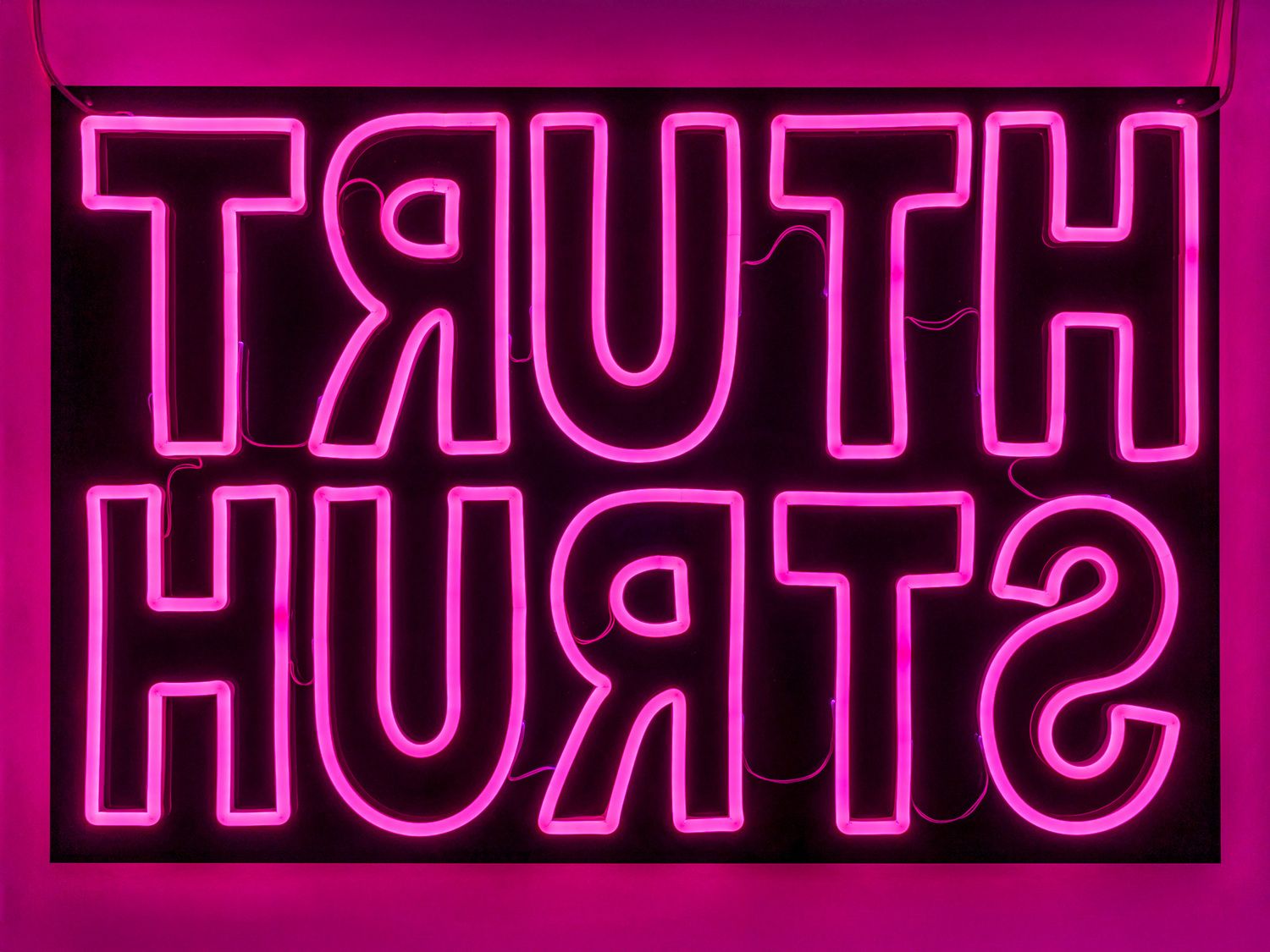 Darren Blackman - Artwork:Truth Hurts - light sculpture Darren Blackman - Truth Hurts - light sculpture